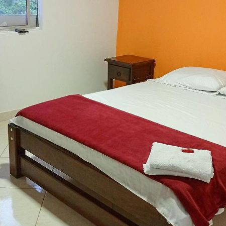 סאלנטו Casa Maral Hostal מראה חיצוני תמונה